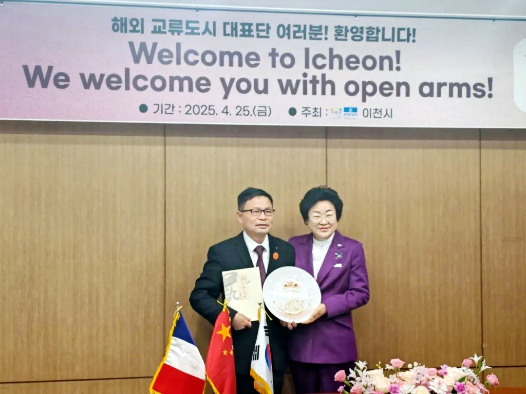 图片1_副本.png 图片1_副本.png