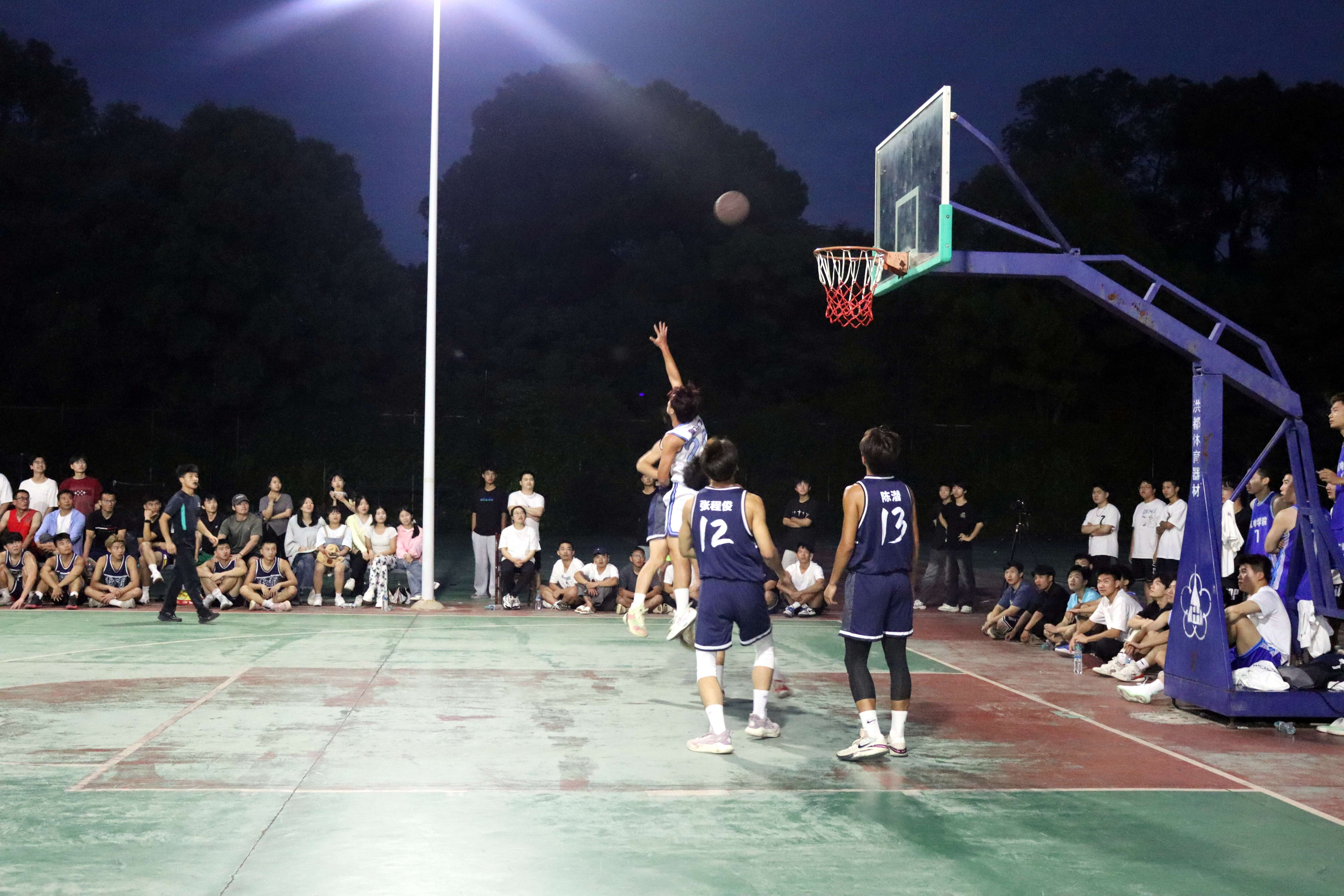 辞家千万里，争气再争气