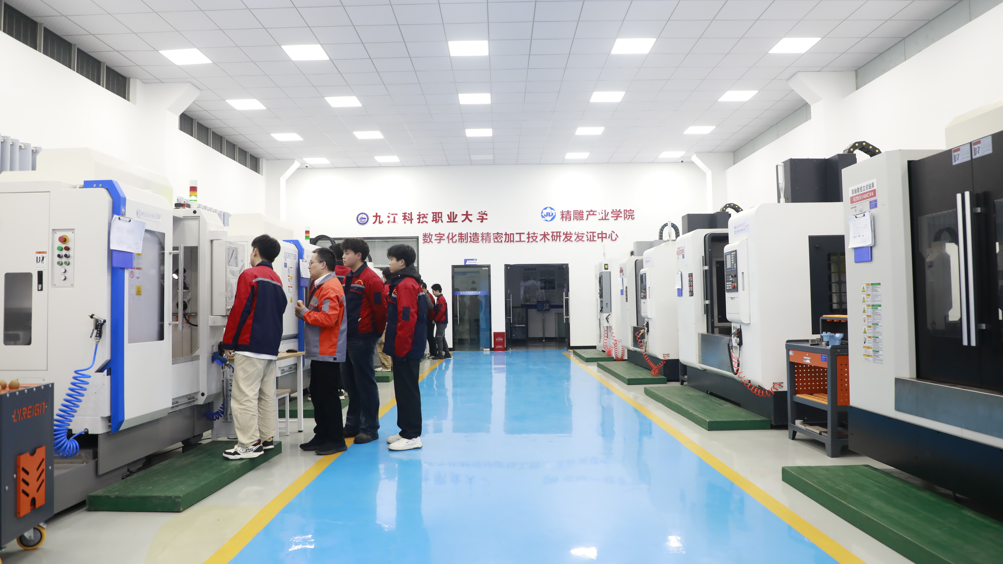 走进九科大 | 七大分院亮绝活，实操课堂练真功