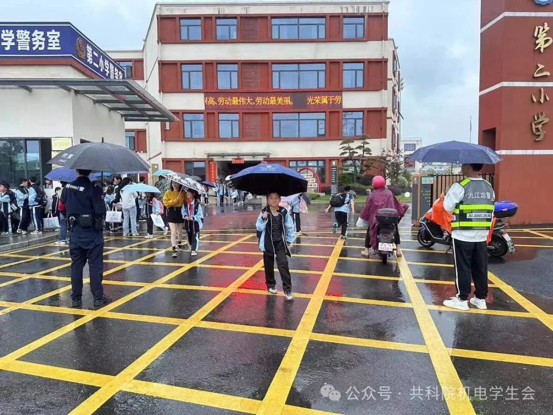 6f7b947cbef27efce1d49244b98b7df9.jpg 6f7b947cbef27efce1d49244b98b7df9.jpg