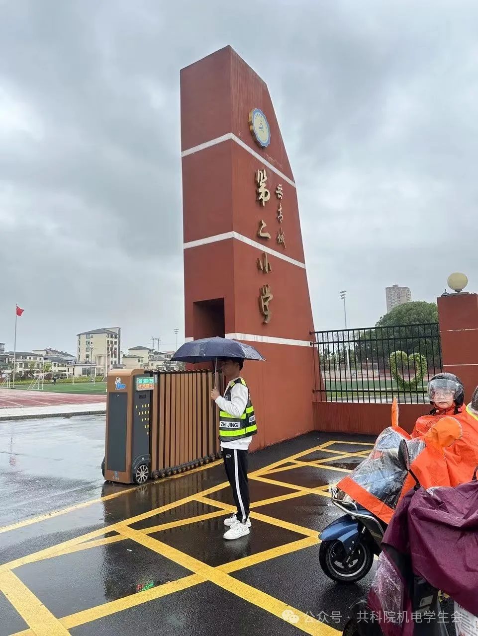 f3efe72e61889166f2a6c138f9484442.jpg f3efe72e61889166f2a6c138f9484442.jpg