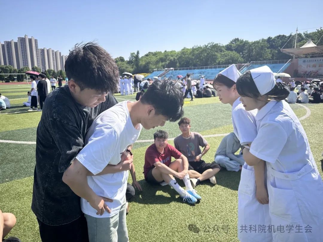 a92b092b0917aec8ce3cf71ff98ed69e.jpg a92b092b0917aec8ce3cf71ff98ed69e.jpg