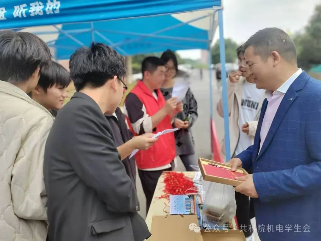 29829cb307278e5adae0905ff50417b6.jpg 29829cb307278e5adae0905ff50417b6.jpg