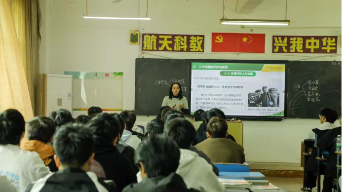 微信图片_20251030225209_754_186.jpg 微信图片_20251030225209_754_186.jpg