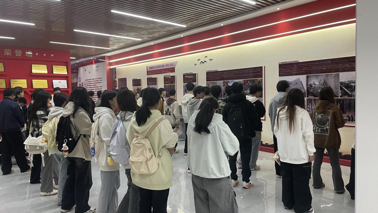 图片2.png 图片2.png