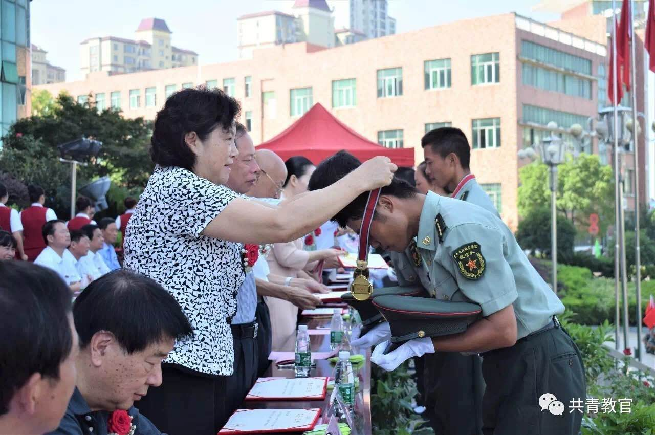 1505117178341578.png blob.png