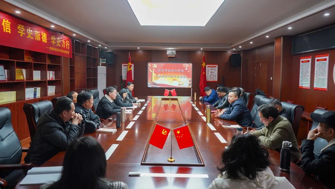 1647860468485966.jpg 备课1.jpg