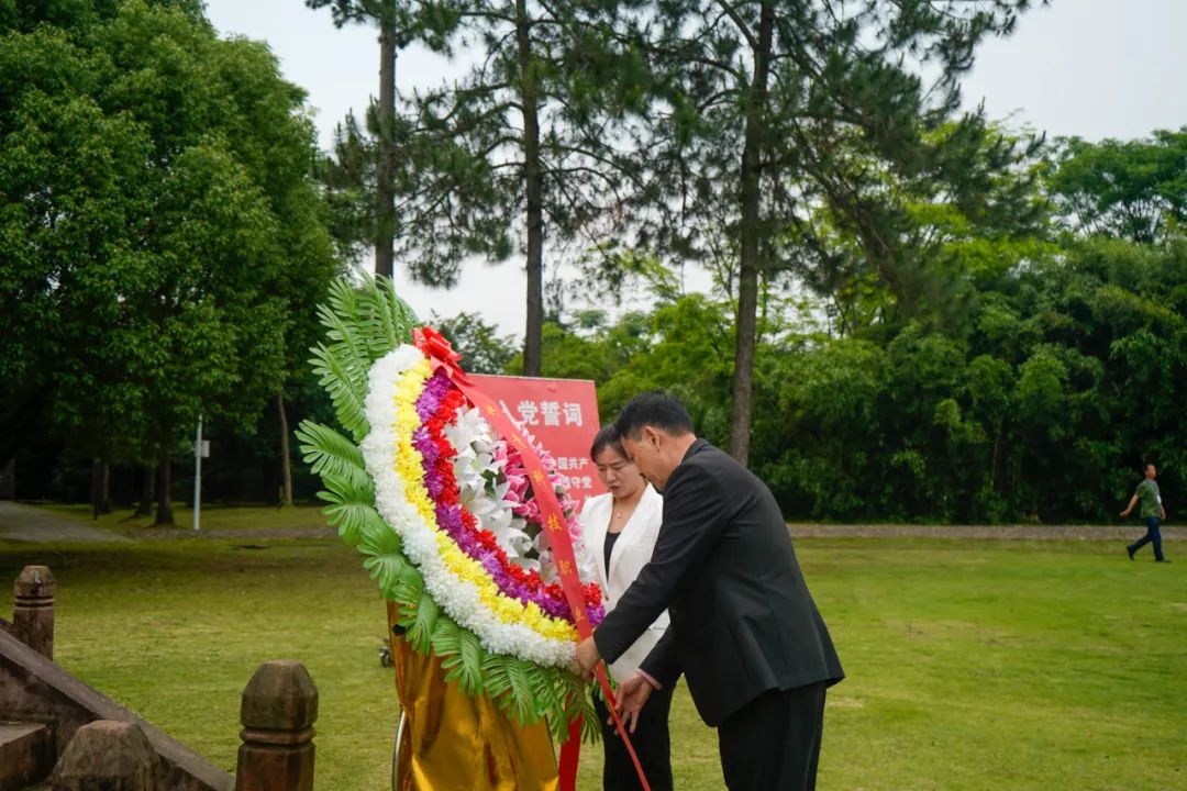 1684220348198059.jpg 1684220348198059.jpg