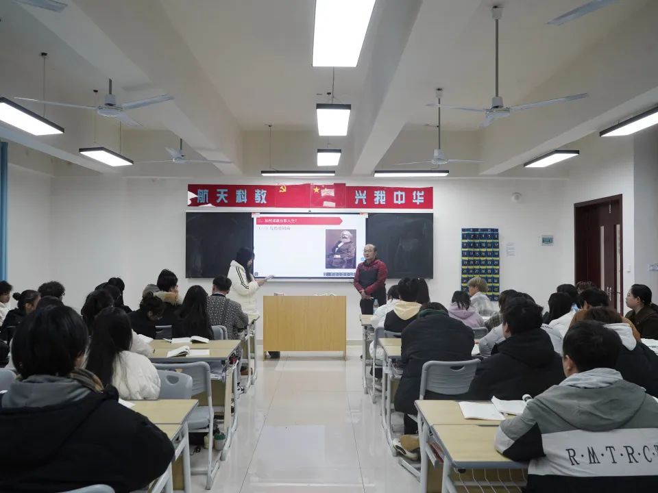 1702862254120230.jpg 1702862254120230.jpg