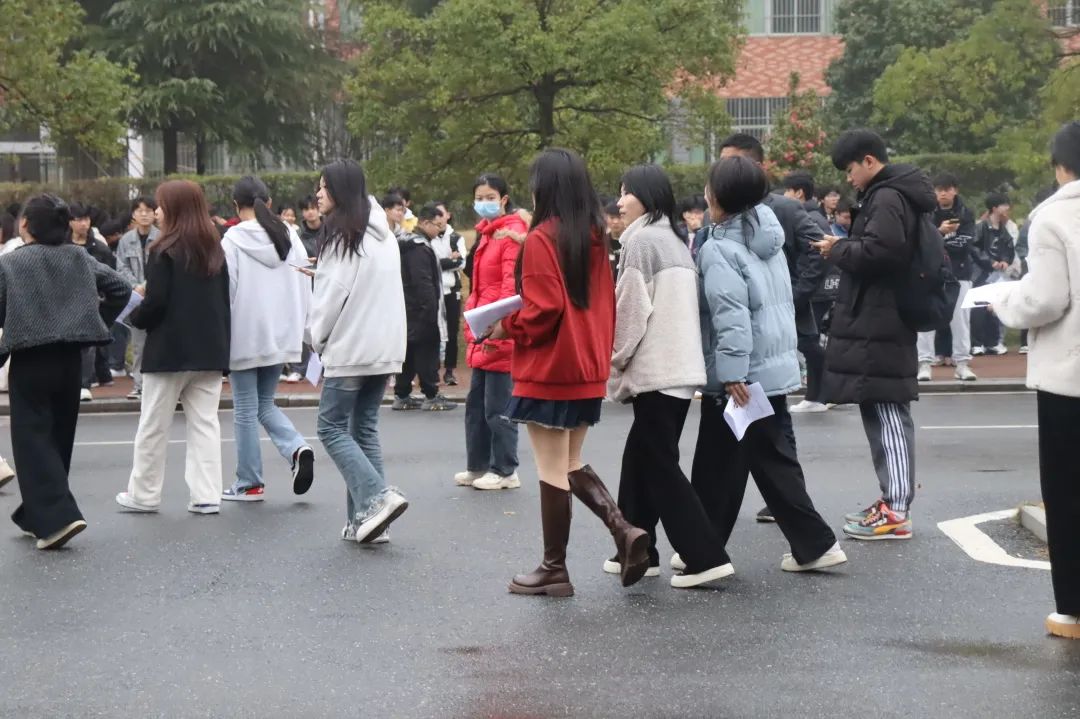 1710729949148415.jpg 1710729949148415.jpg