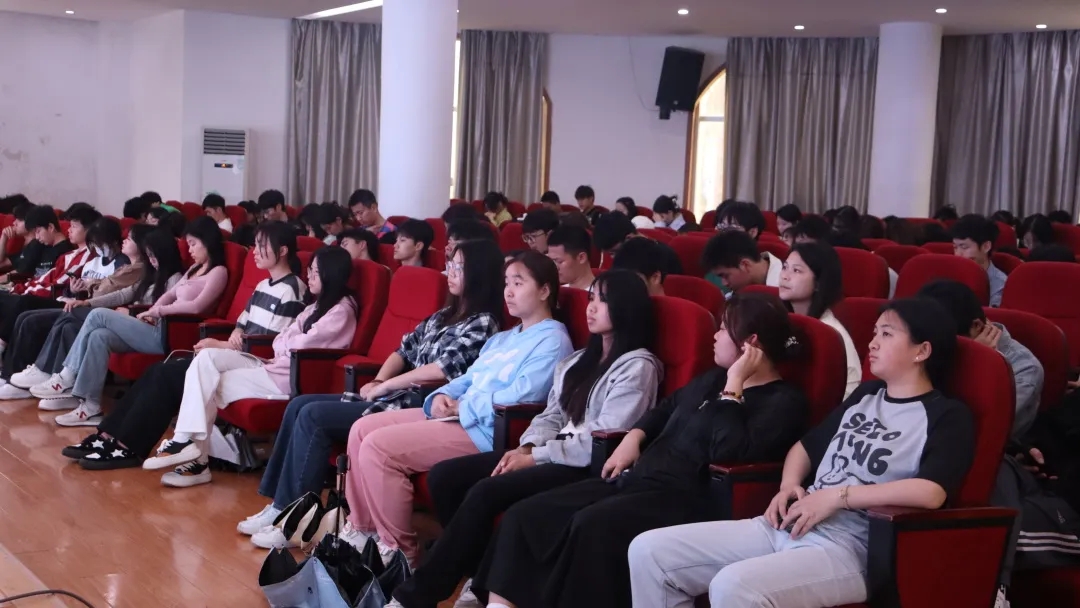 1713401417383840.jpg 1713401417383840.jpg